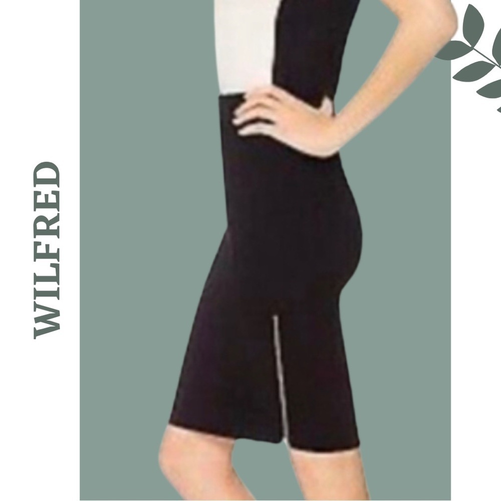 🛍️3/ $40 Aritzia Wilfred Black Skirt Side Zipper Detail Stretch Knit Size 4